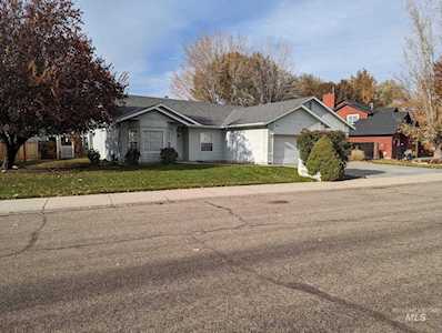 3788 W Pine Creek Ct Meridian, ID 83642
