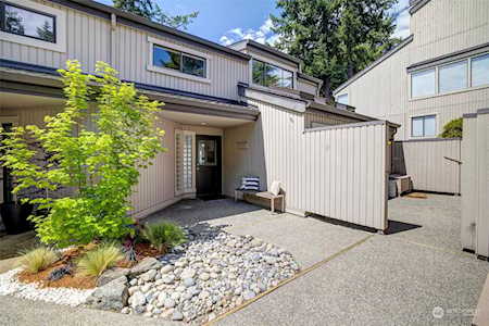 4819 102nd Ln NE Kirkland, WA 98033