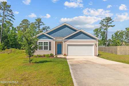 506 Weswill Circle Holly Ridge, NC 28445