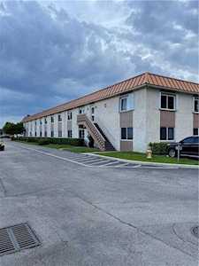 9 NE 19th Ct #112 Wilton Manors, FL 33305