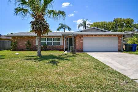799 San Salvador Dr Dunedin, FL 34698