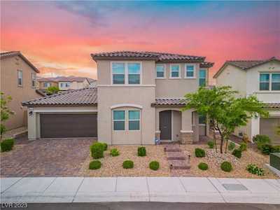 8051 California Pine St Las Vegas, NV 89166