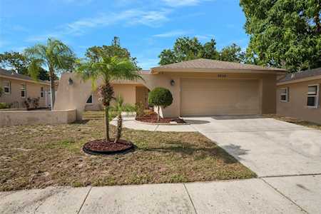 2639 Surrey Dr Palm Harbor, FL 34684
