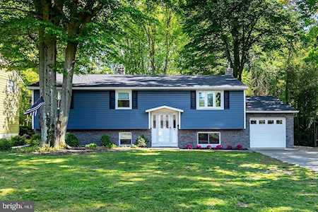612 Chestnut Ave Woodbury Heights, NJ 08097