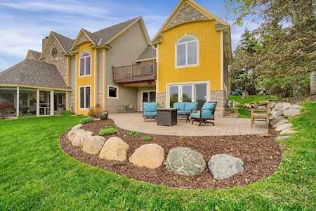 14541 Highland Drive Shakopee, MN 55379
