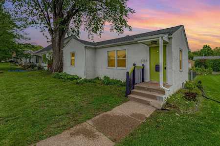 1989 Hawthorne Avenue E Saint Paul, MN 55119
