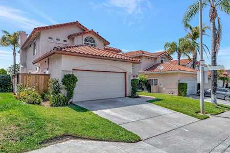 13554 Russet Leaf Lane San Diego, CA 92129