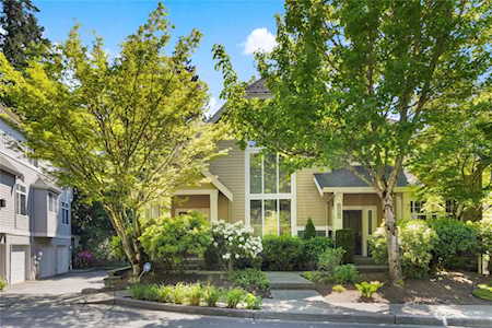 6601 161st Ave SE #A Bellevue, WA 98006