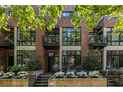 1128 NW Johnson ST #107 Portland, OR 97209