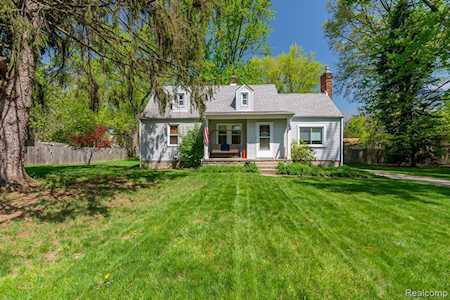 29218 Scotten St Farmington Hills, MI 48336