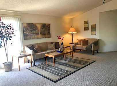 1670 Lotus Glen Escondido, CA 92026