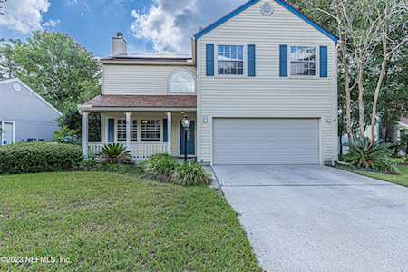 8169 Kilwinning LN Jacksonville, FL 32244