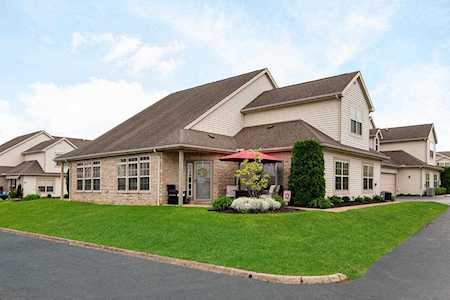 114 Maple Leaf Drive Johnstown, OH 43031