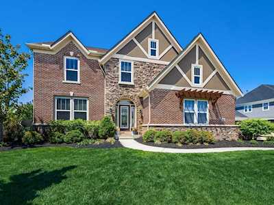 5809 Glendavon Place Dublin, OH 43016