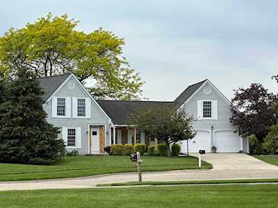 5403 Flintrock Court Westerville, OH 43081