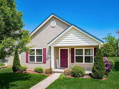 7804 Freesia Street Blacklick, OH 43004