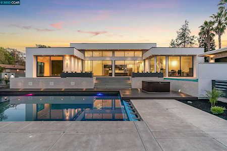 1990 San Miguel Dr. Walnut Creek, CA 94596