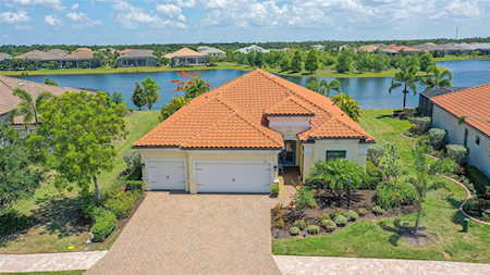 7122 Prestbury CIRCLE Bradenton, FL 34202