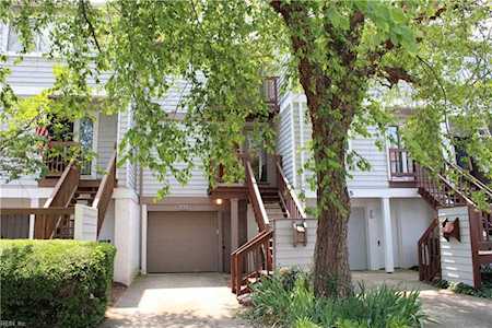 233 Mill Point Dr Hampton, VA 23669