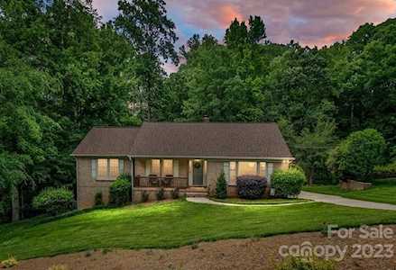 2727 Whiffletree Rd Charlotte, NC 28210
