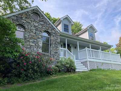 3 Ridgeview Way Asheville, NC 28803