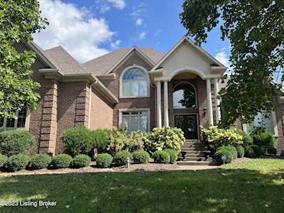 2120 Highland Springs Pl Louisville, KY 40245