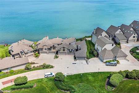 23100 Roberts Run #75 Bay Village, OH 44140
