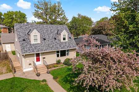 3730 Hubbard Avenue N Robbinsdale, MN 55422