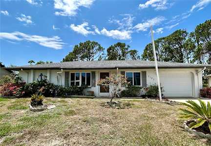 7187 Teaberry St Englewood, FL 34224
