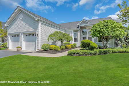 2588 Lantern Light Way Manasquan, NJ 08736