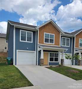 1057 Baldwin Commons Dr Arden, NC 28704