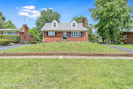 305 Caroldale Ln Louisville, KY 40243