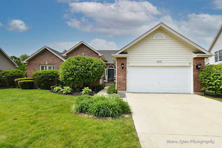 668 Asbury Dr Aurora, IL 60502