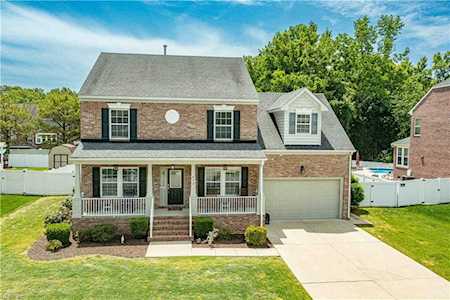 413 Quaker Ridge Ct Suffolk, VA 23435
