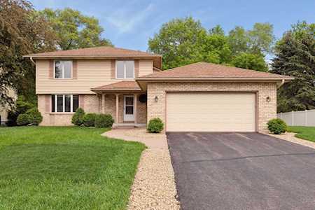 7325 Parkview Drive Mounds View, MN 55112