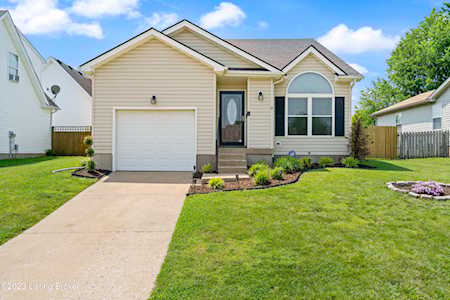 10016 Lancewood Rd Louisville, KY 40229