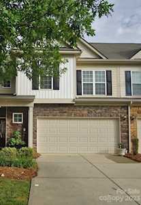 5814 Glassport Ln Charlotte, NC 28210