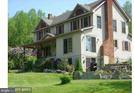 12013 Wolfsville Rd Myersville, MD 21773