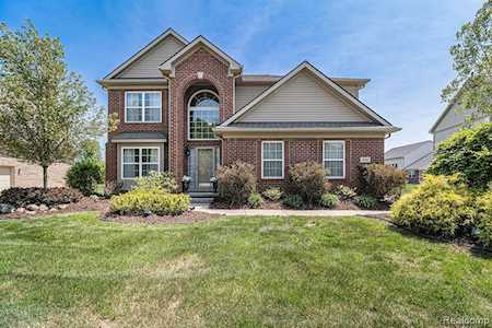 2943 Haverford Dr Canton Twp, MI 48188