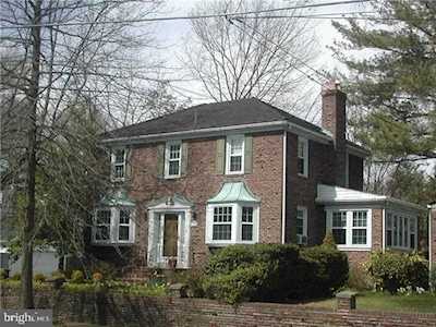 2207 Highland Place Wilmington, DE 19805
