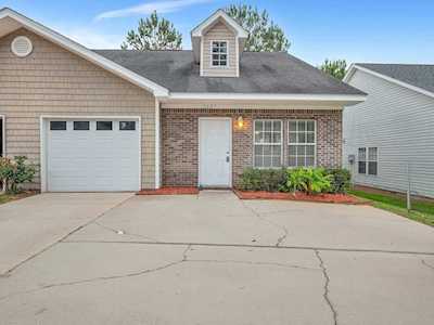 1687 Corey Wood Circle Tallahassee, FL 32304