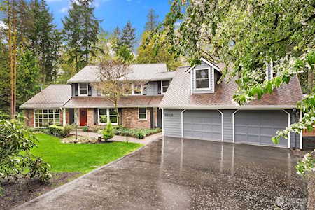 3909 142nd Place NE Bellevue, WA 98007