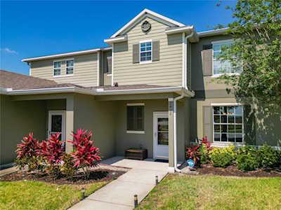 2432 Victoria Falls Dr Orlando, FL 32824