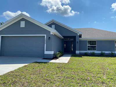1273 SW Byron Street Port St Lucie, FL 34983