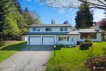 7504 117th Ave NE Kirkland, WA 98033