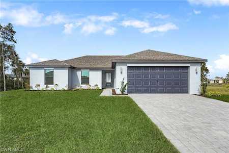 862 Winwood Circle Fort Myers, FL 33913