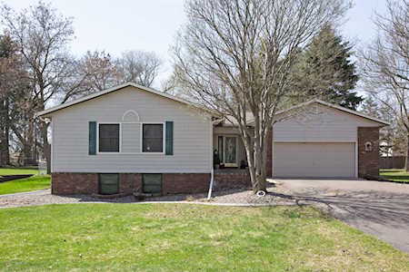 2947 Bellaire Avenue Maplewood, MN 55109