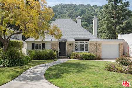 2408 Sleepy Hollow Dr Glendale, CA 91206