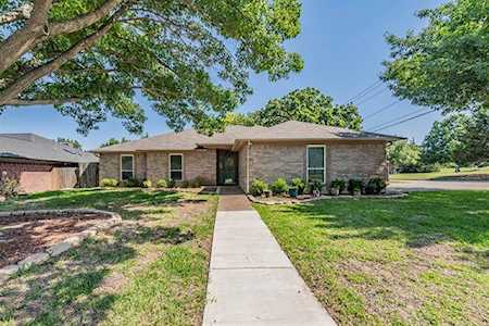 6893 Hickory Hollow Lane North Richland Hills, TX 76182