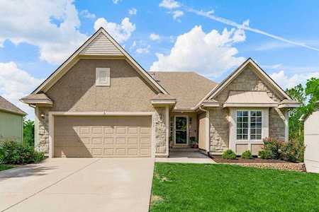 13706 Berger Ave Bonner Springs, KS 66012